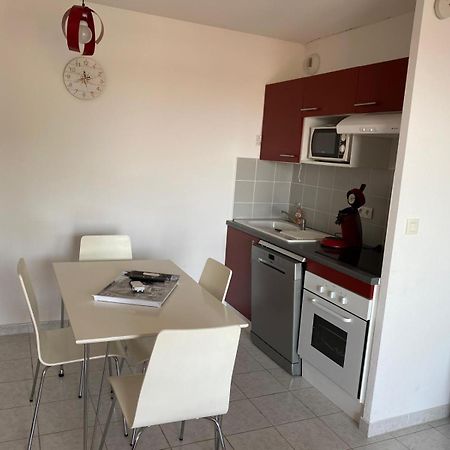 Appartement 4 Pers - Terrasse - Vue Mer - Proche Plage Saint-Pierre-la-Mer  エクステリア 写真
