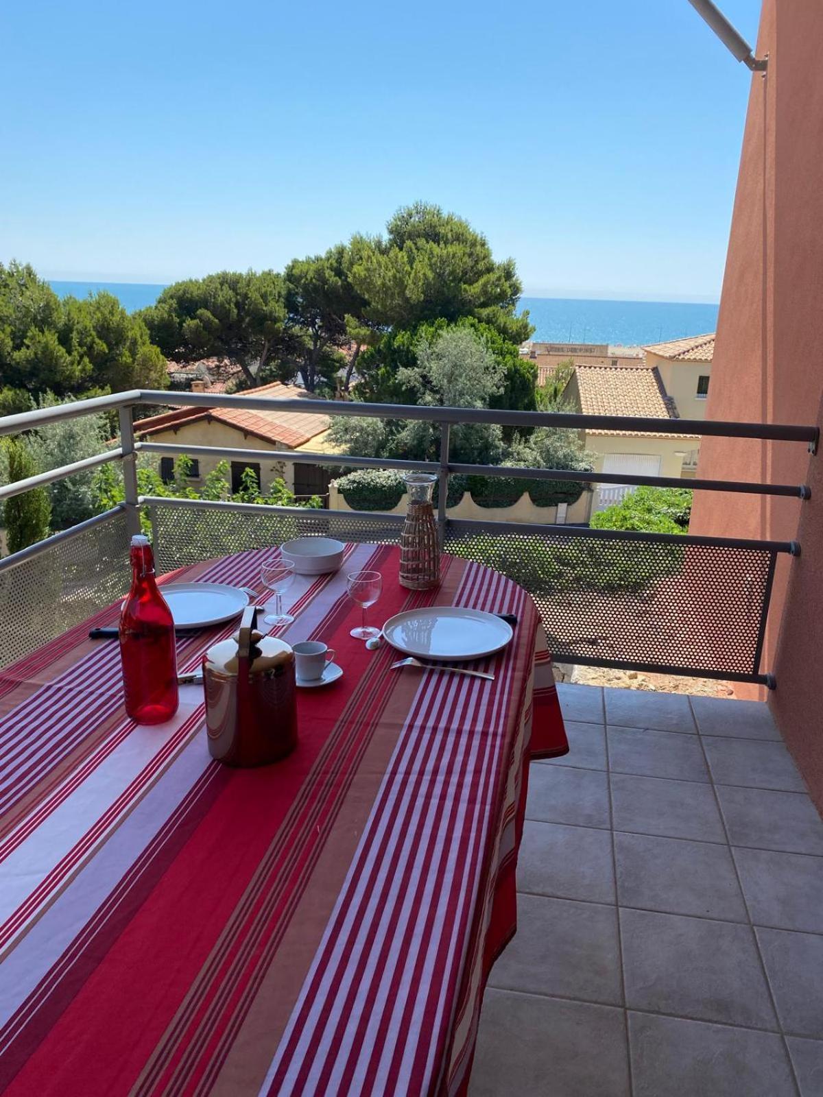 Appartement 4 Pers - Terrasse - Vue Mer - Proche Plage Saint-Pierre-la-Mer  エクステリア 写真